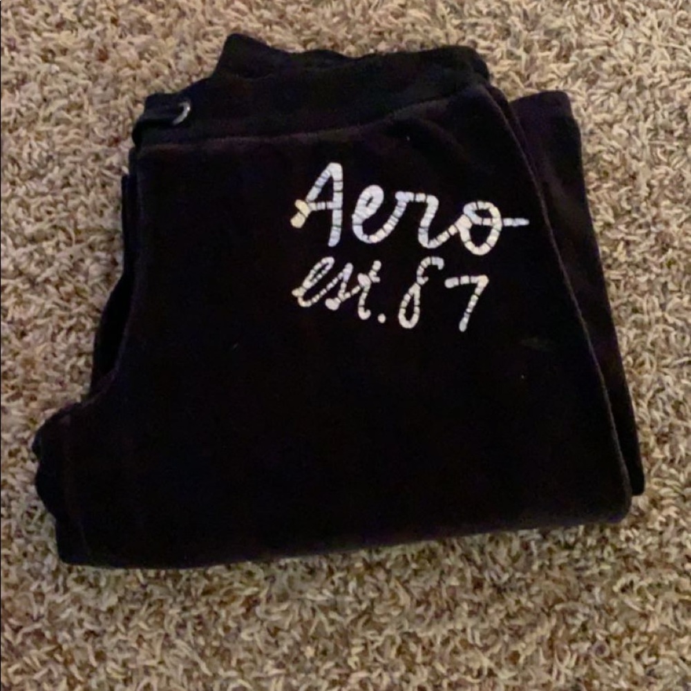 Black sweat pants